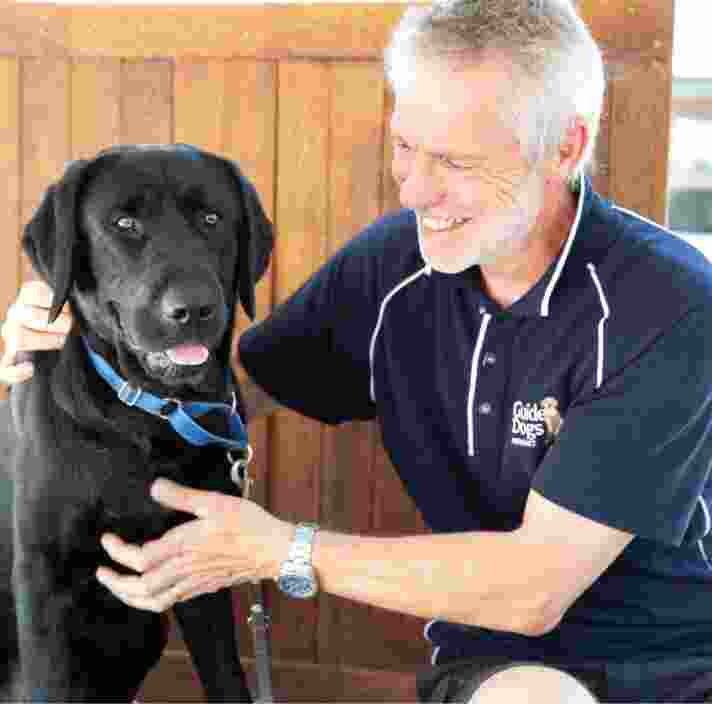 what qualifications do i need to be a guide dog trainer